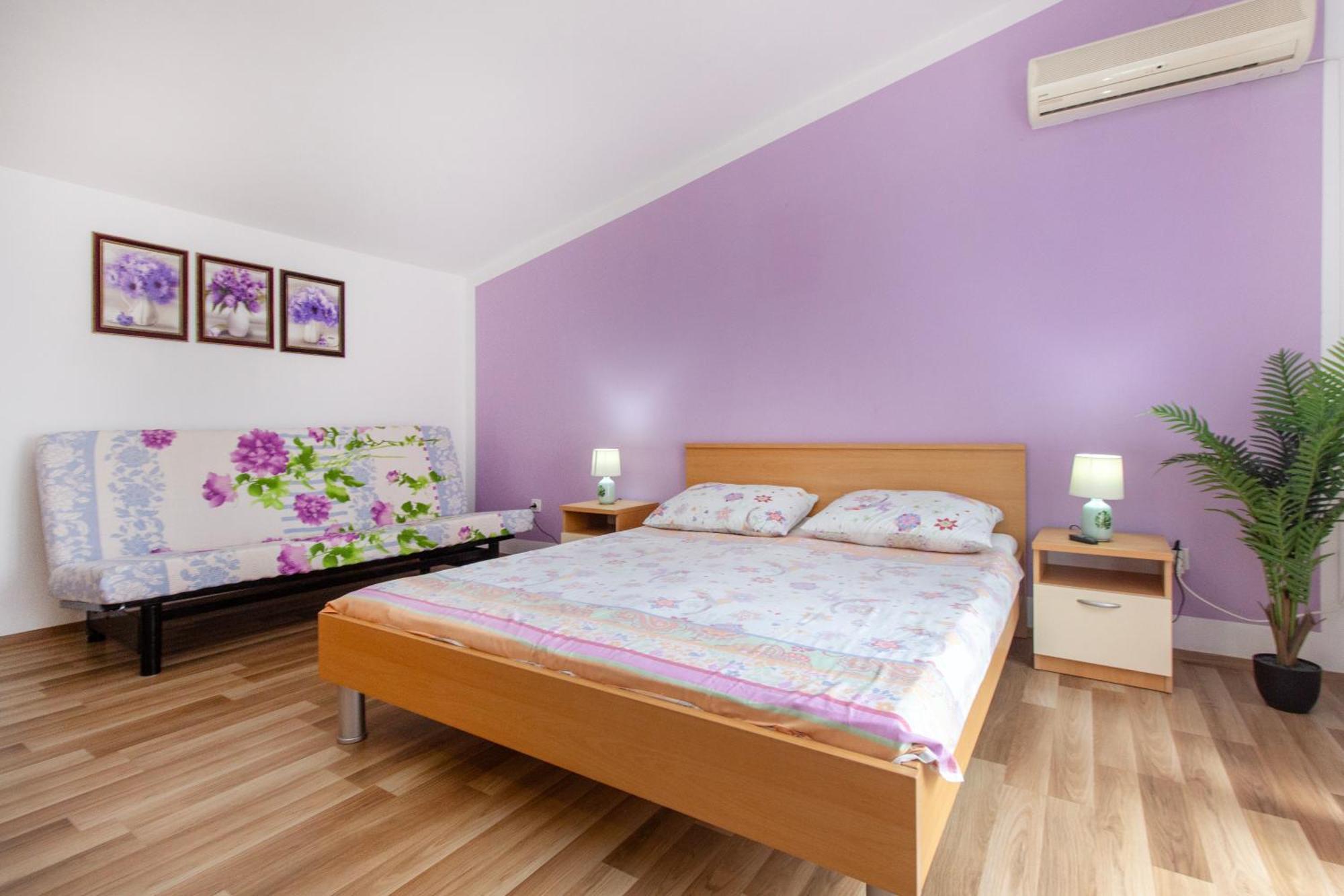 Apartmani Alaga B Tribalj Exteriér fotografie