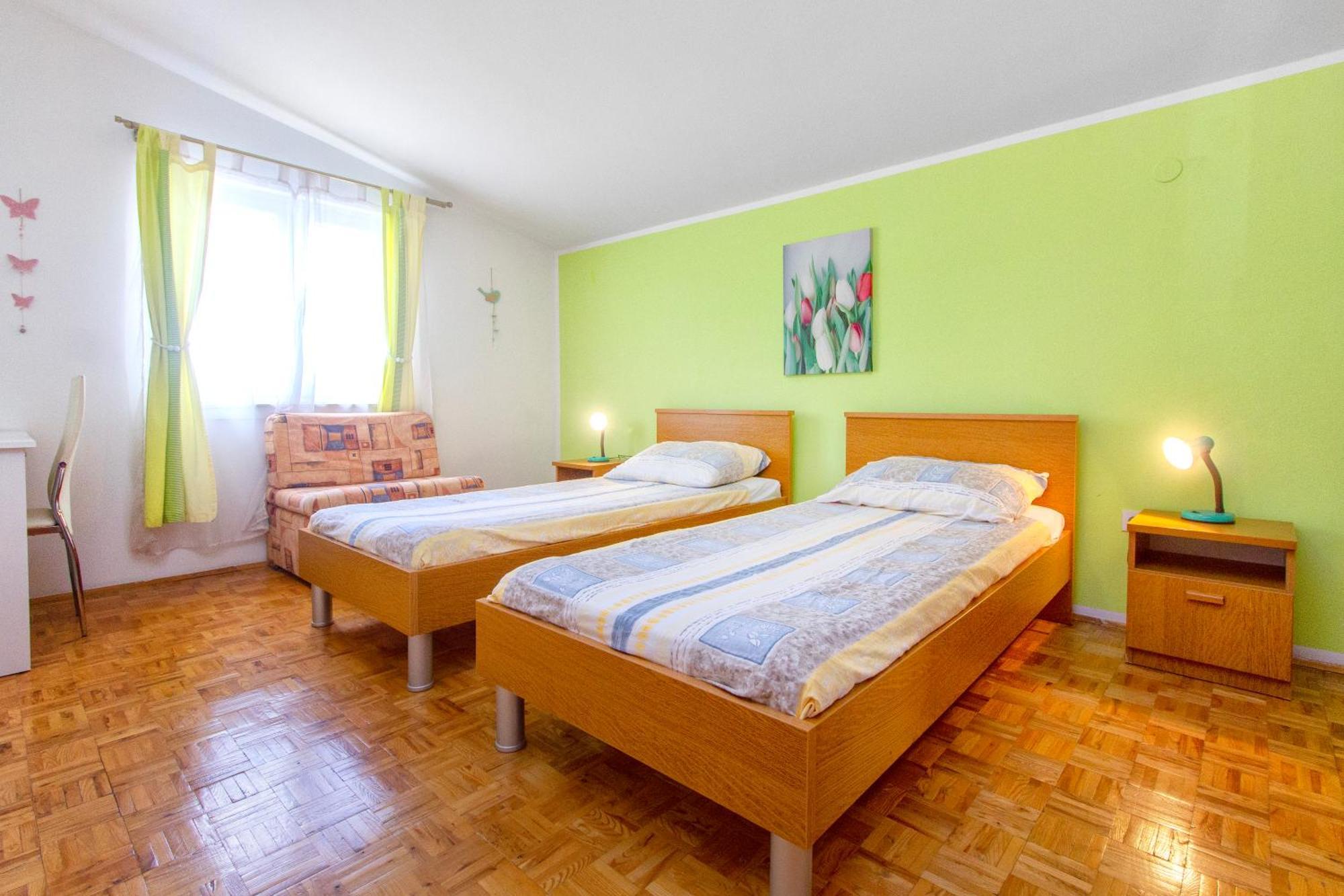 Apartmani Alaga B Tribalj Exteriér fotografie